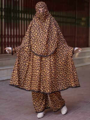 Khimar and Plazu set by Meerab Style C-651